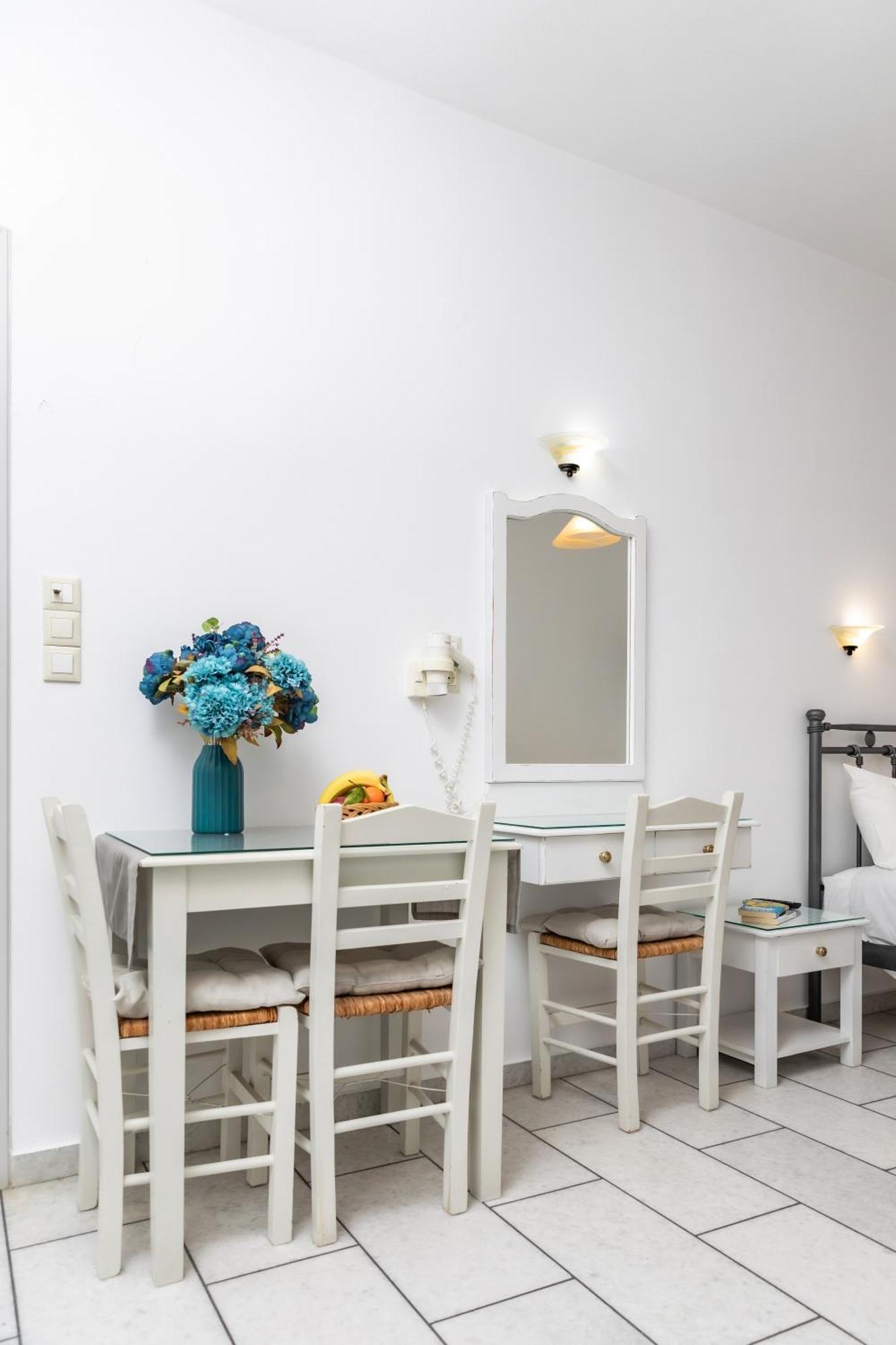 Depis Studios & Apartments Naxos City Eksteriør billede