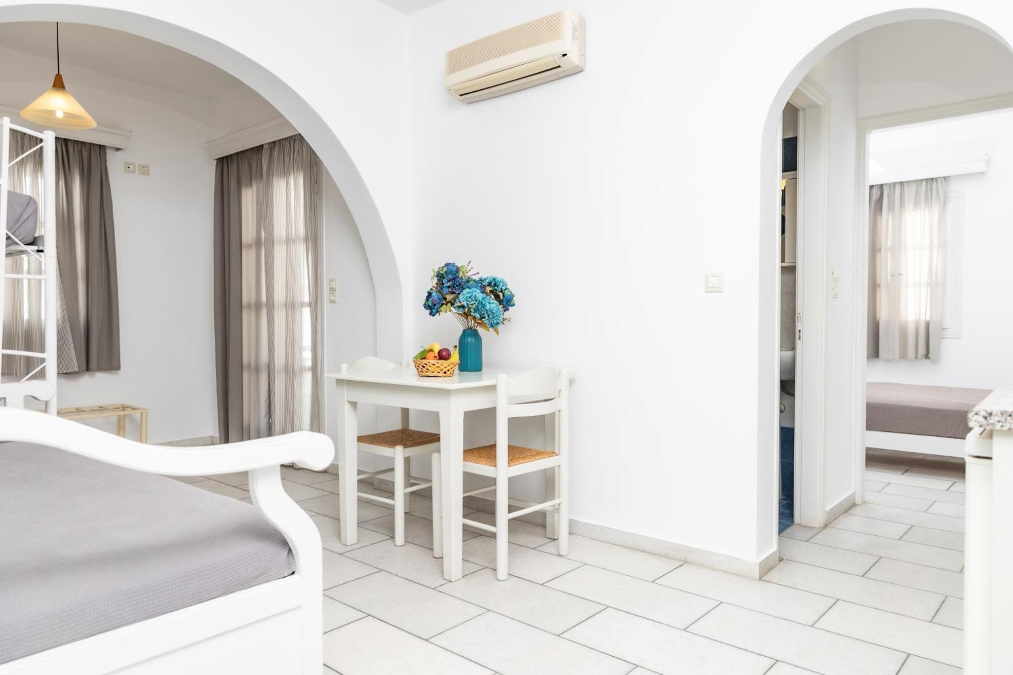Depis Studios & Apartments Naxos City Eksteriør billede