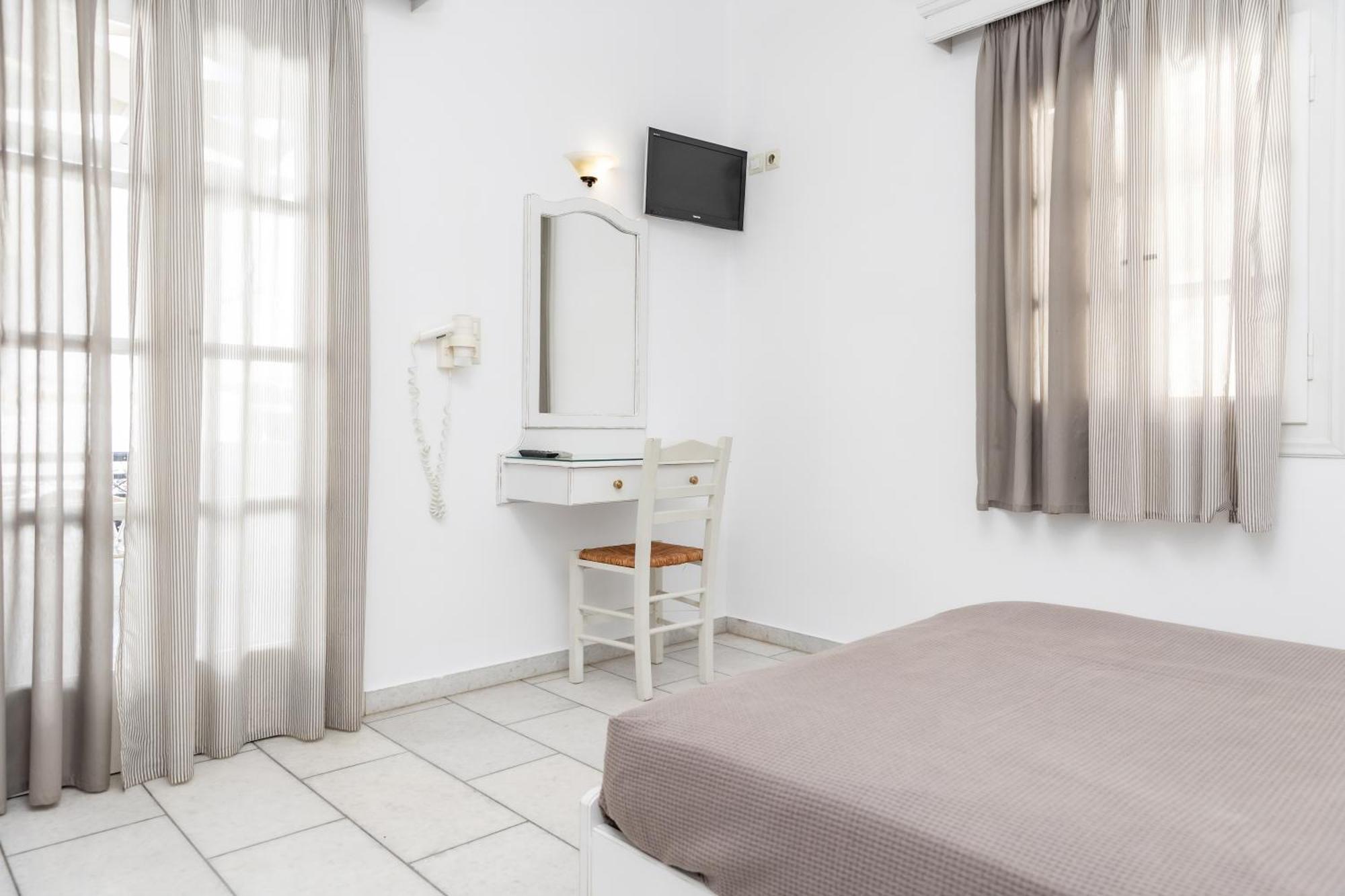 Depis Studios & Apartments Naxos City Eksteriør billede