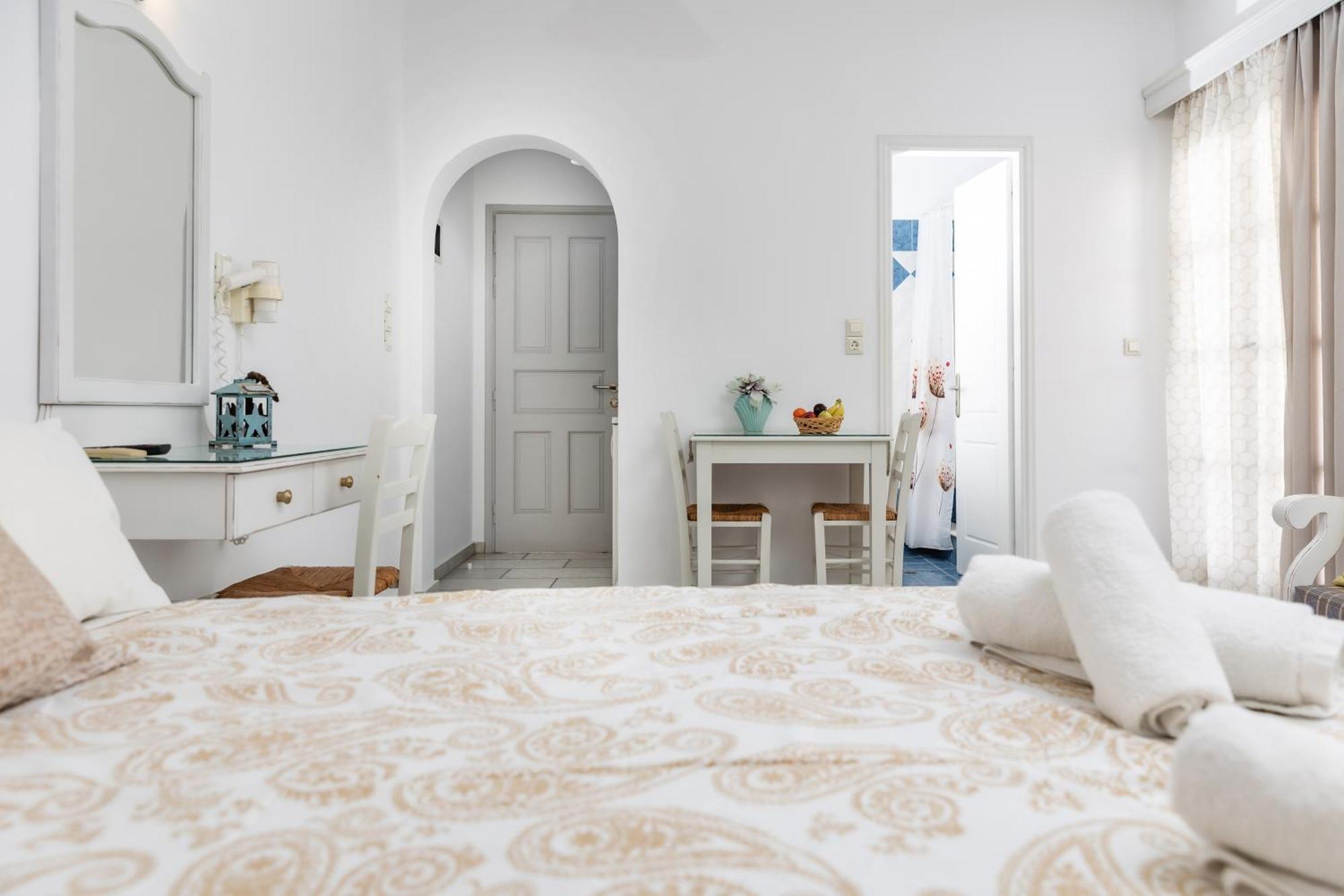 Depis Studios & Apartments Naxos City Eksteriør billede