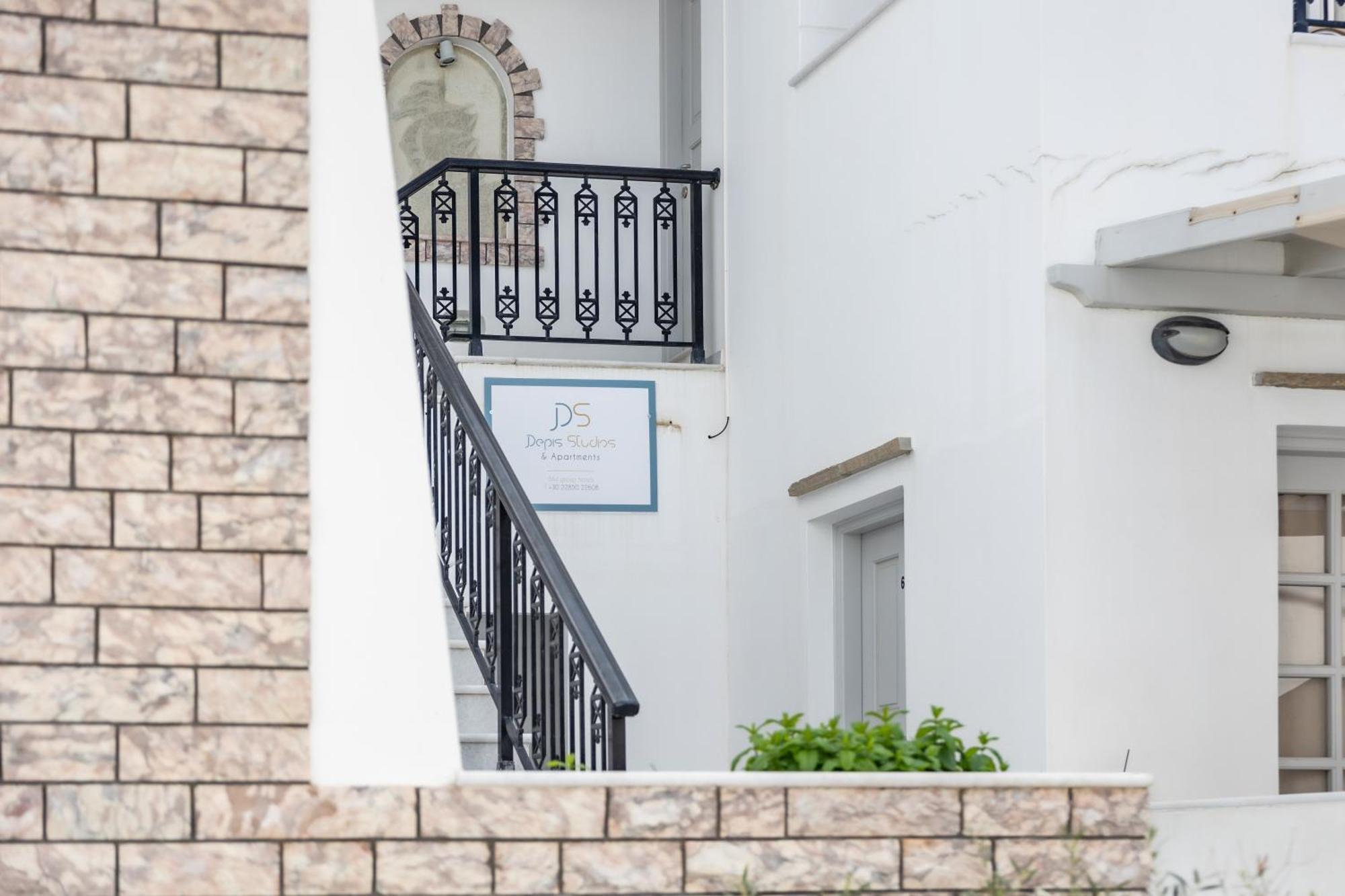 Depis Studios & Apartments Naxos City Eksteriør billede