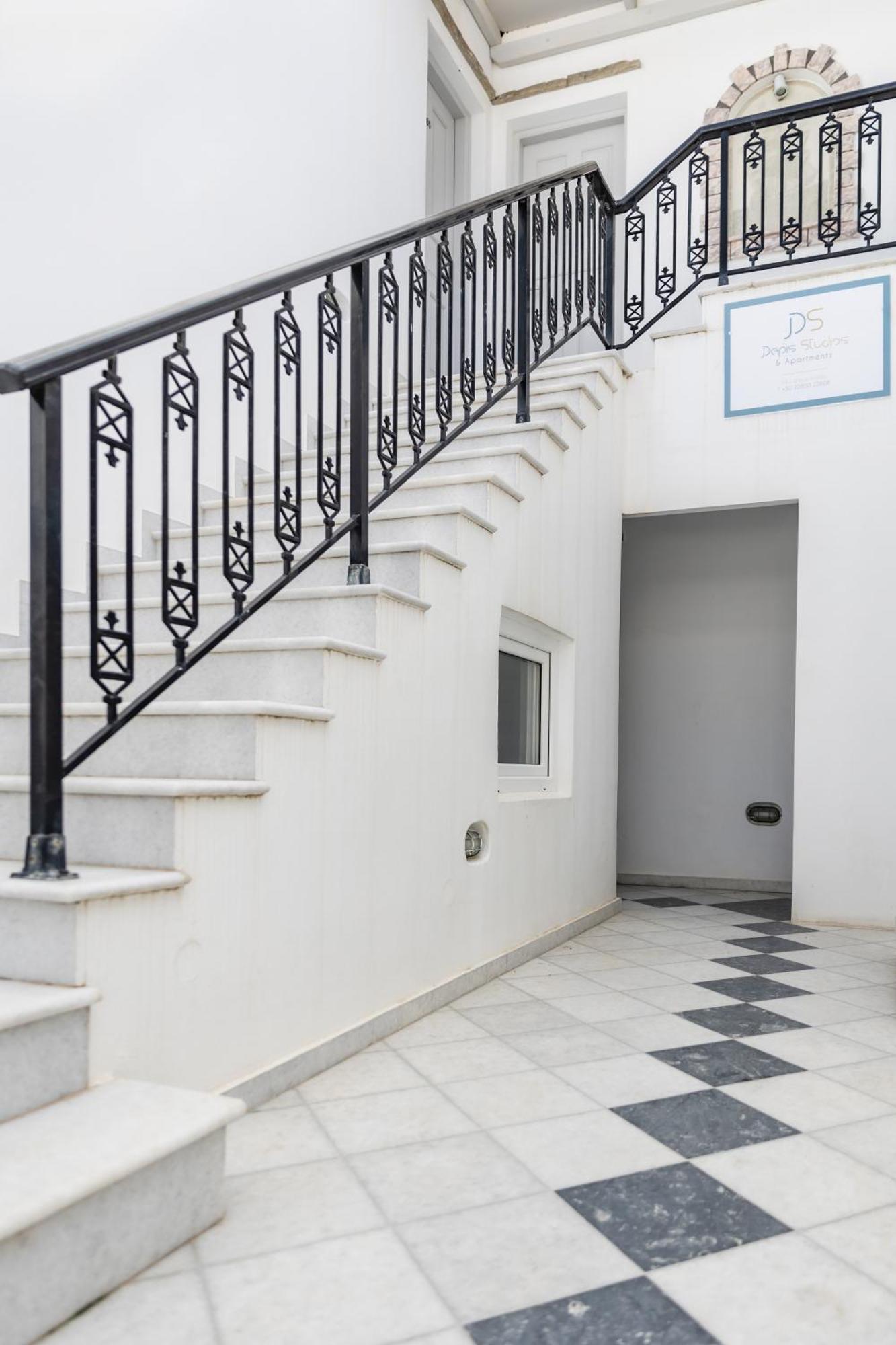 Depis Studios & Apartments Naxos City Eksteriør billede